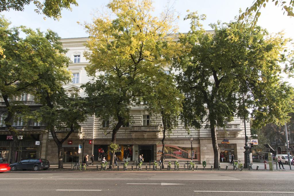 Luxury Apartment By Hi5 -Andrassy Suite Budapest Exteriör bild