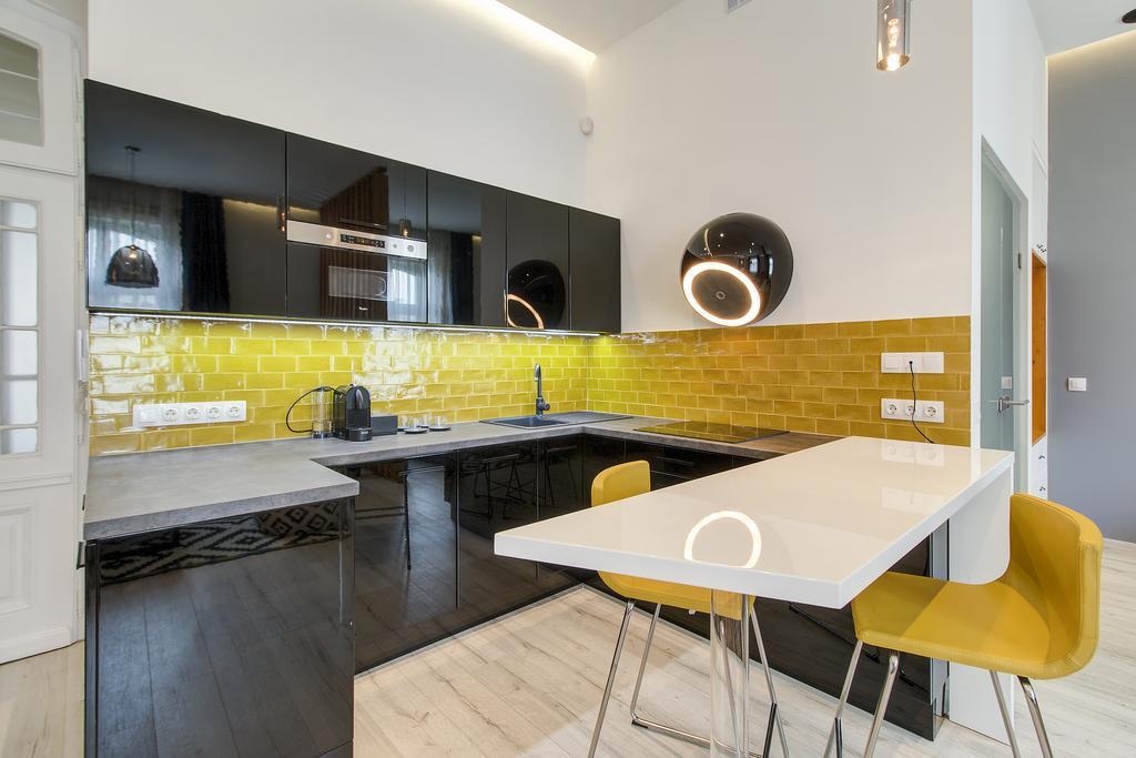 Luxury Apartment By Hi5 -Andrassy Suite Budapest Exteriör bild