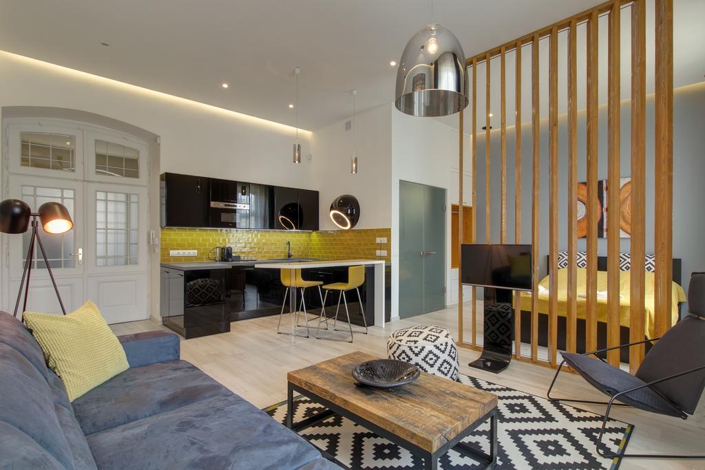 Luxury Apartment By Hi5 -Andrassy Suite Budapest Exteriör bild