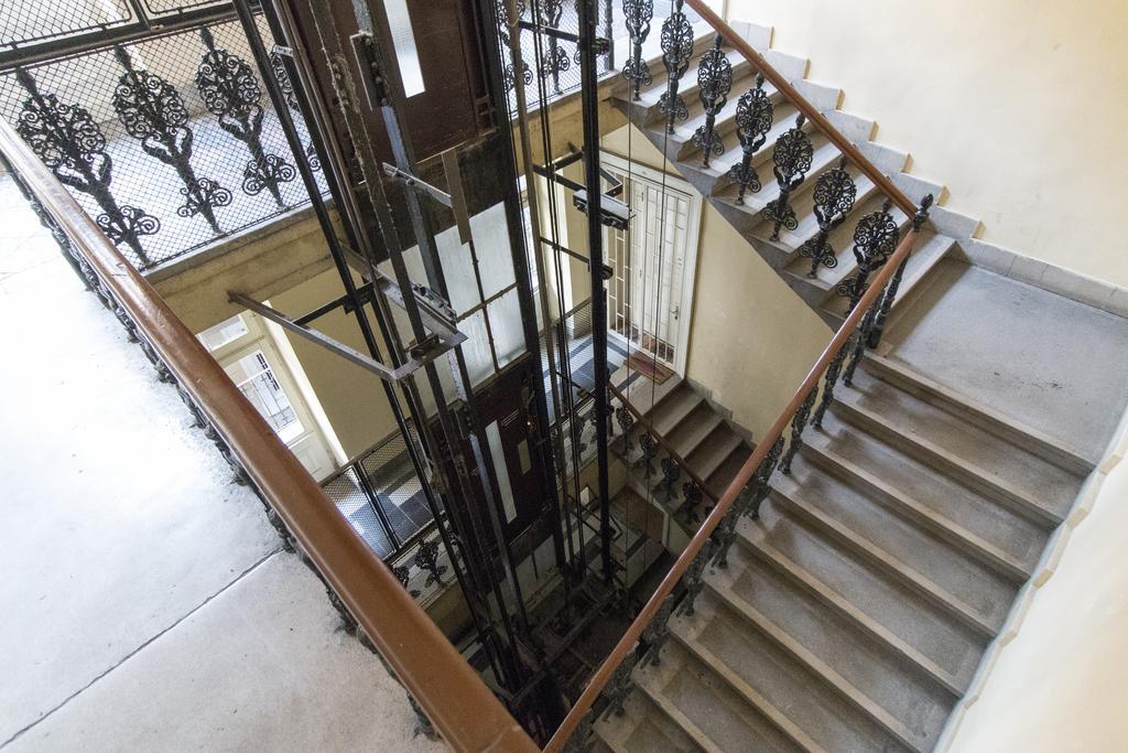 Luxury Apartment By Hi5 -Andrassy Suite Budapest Exteriör bild